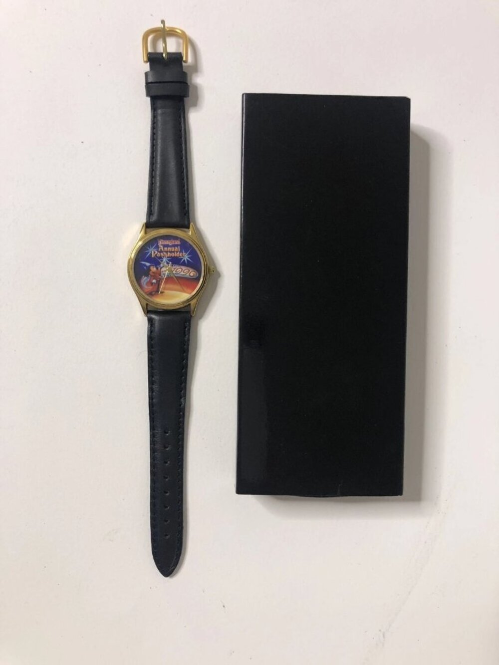 Disneyland Annual Passholder Event 1996 LE Watch - WORKS!
